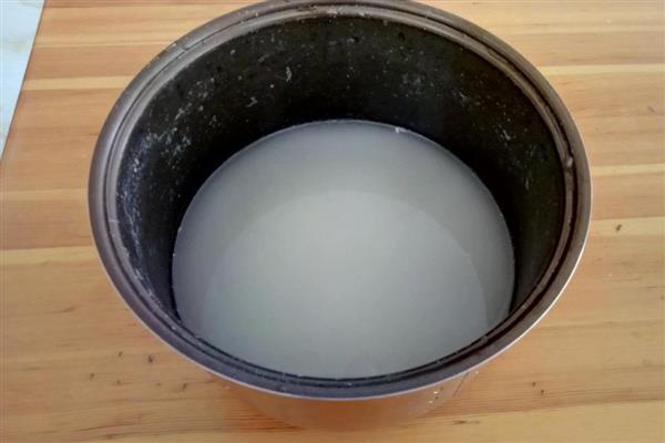 需要焯水的蔬菜,常见香椿、菠菜等品种